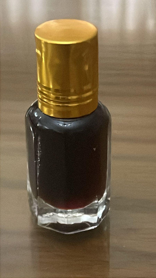 English musk Attar fragrance.  Discover the luxurious and exotic scent of our English Oud Attar fragrance oil 6 mil